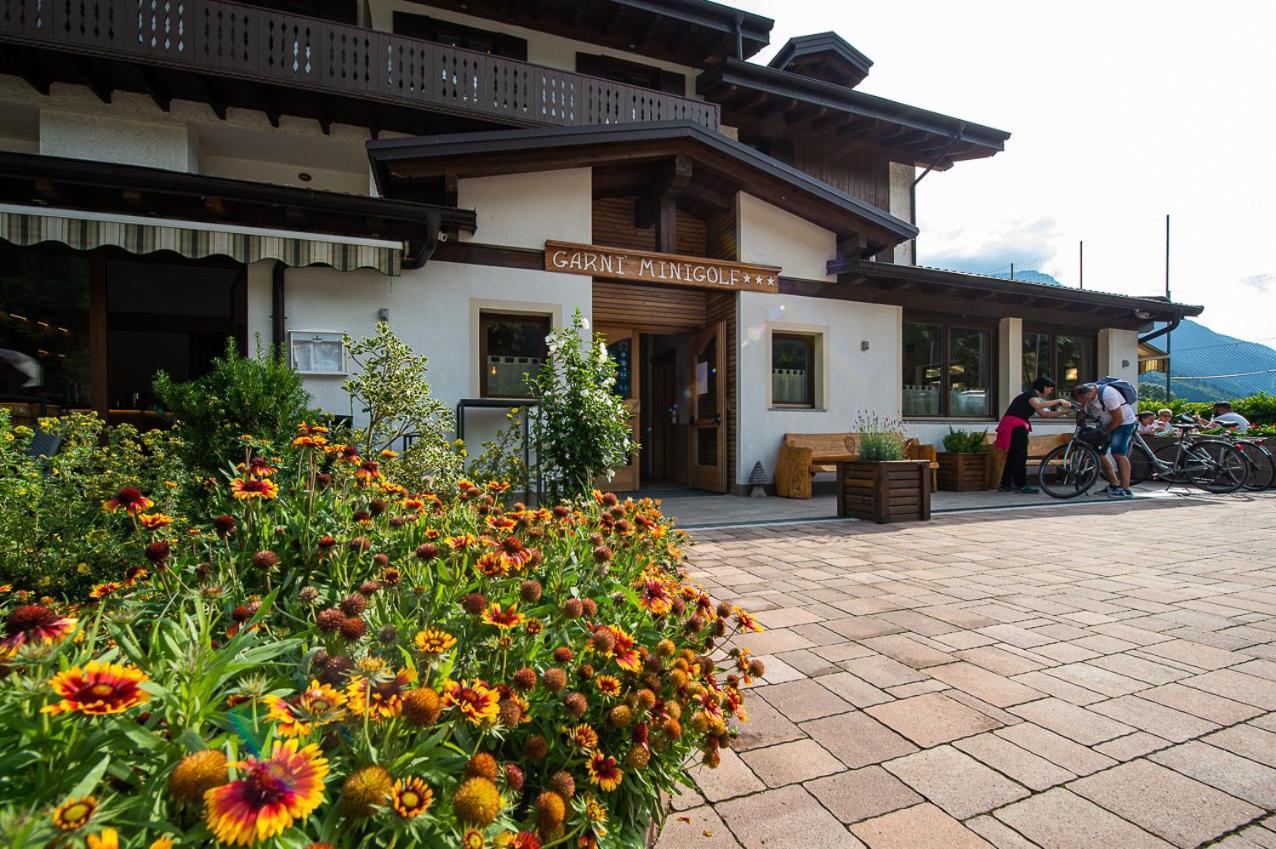 Hotel Garni My Ledro Pieve Di Ledro Exteriör bild