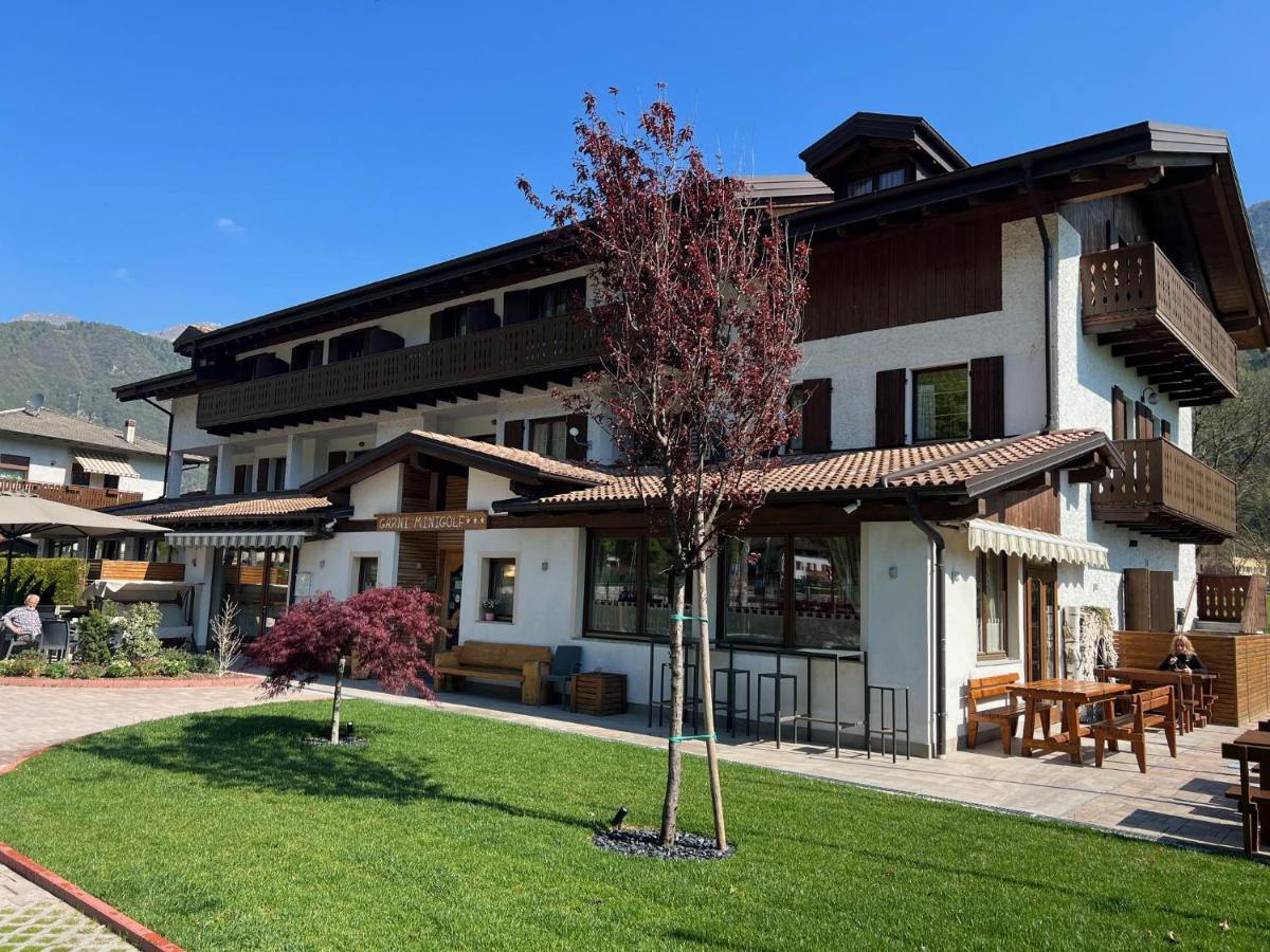 Hotel Garni My Ledro Pieve Di Ledro Exteriör bild