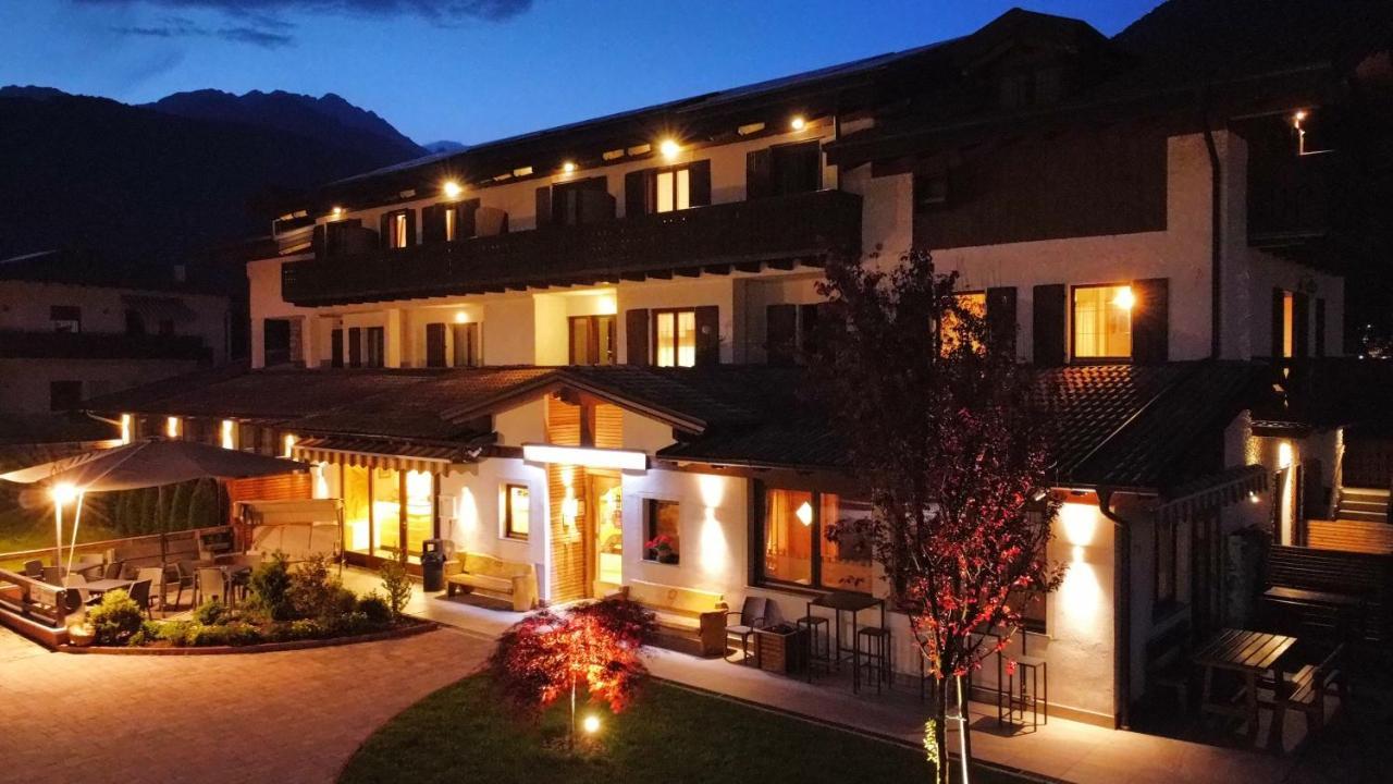 Hotel Garni My Ledro Pieve Di Ledro Exteriör bild