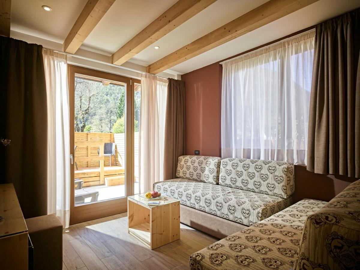 Hotel Garni My Ledro Pieve Di Ledro Exteriör bild