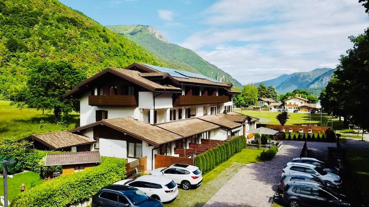 Hotel Garni My Ledro Pieve Di Ledro Exteriör bild